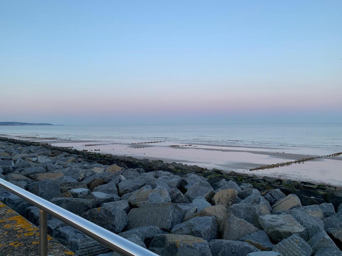 Meadows 3 New Beach Holiday Park Apartment Dymchurch Exterior photo